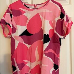 ✨3/$10✨ SHEIN Pink and White Boxy Graphic Blouse